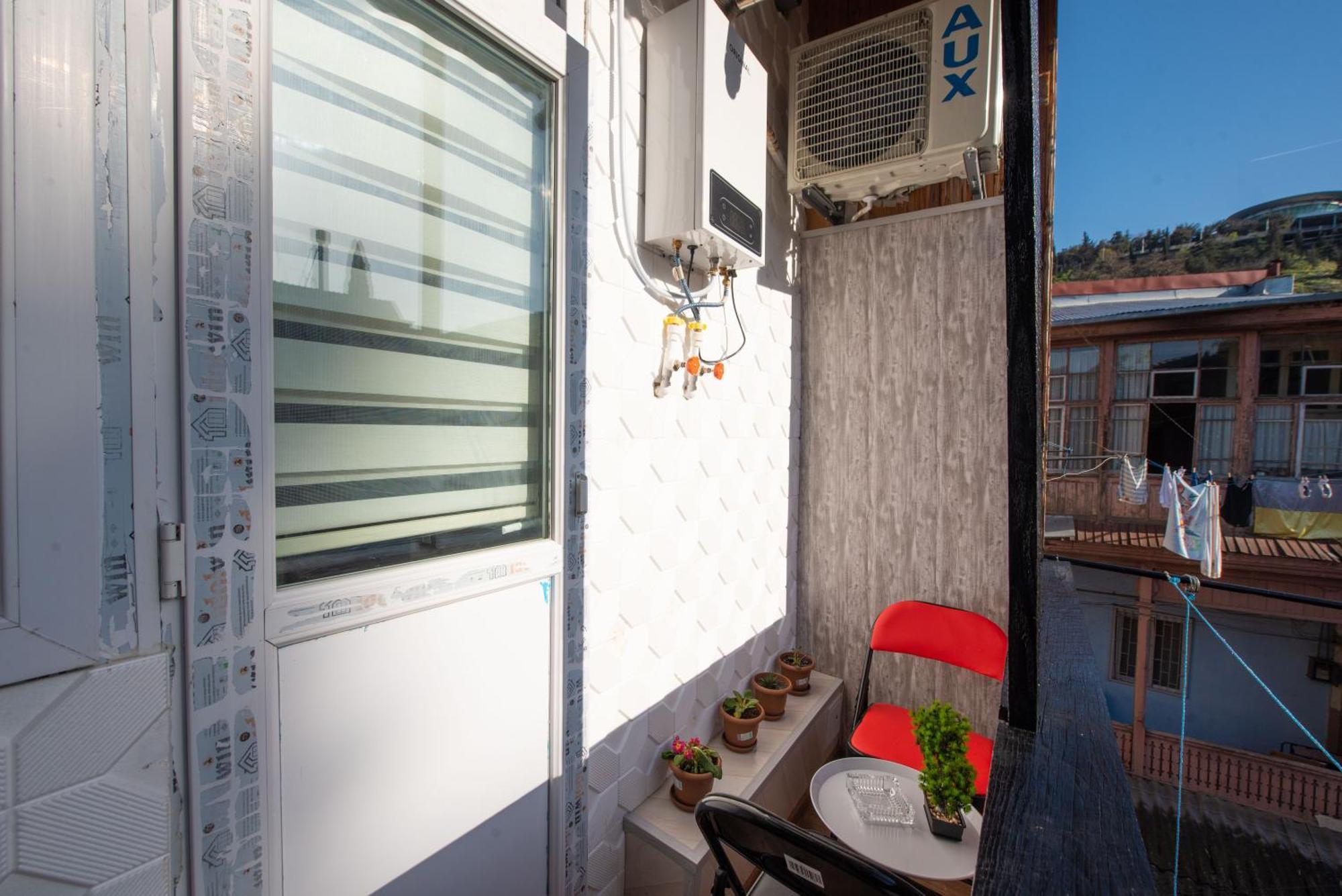 Apartment In Old Tbilisi Exterior foto
